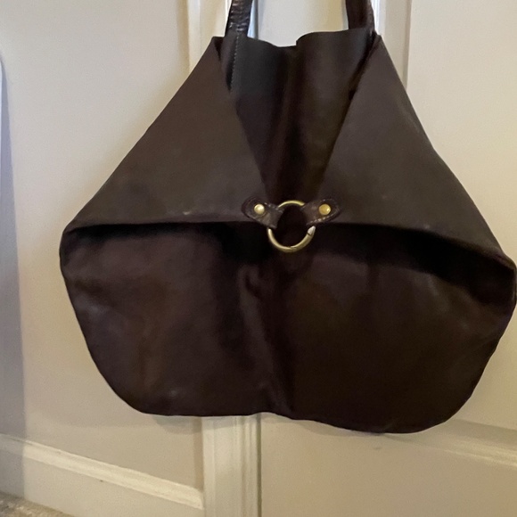 Large Leather Sundance Tote - Picture 2 of 8